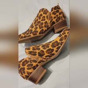 Old Navy Leopard Ankle Boots